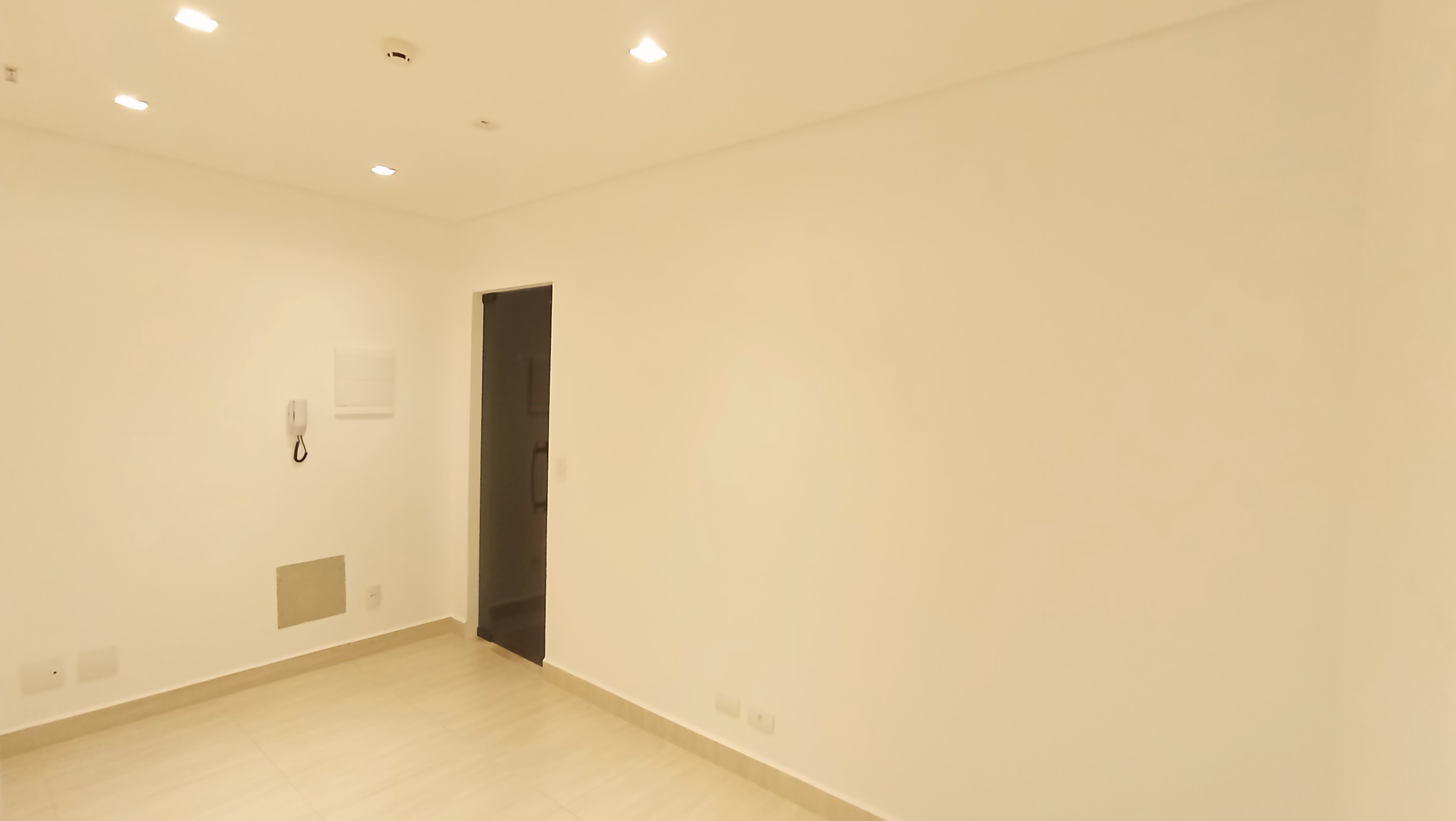 Sala comercial para venda com 38 m² no Edifício The One Office Tower em Taubaté/SP.