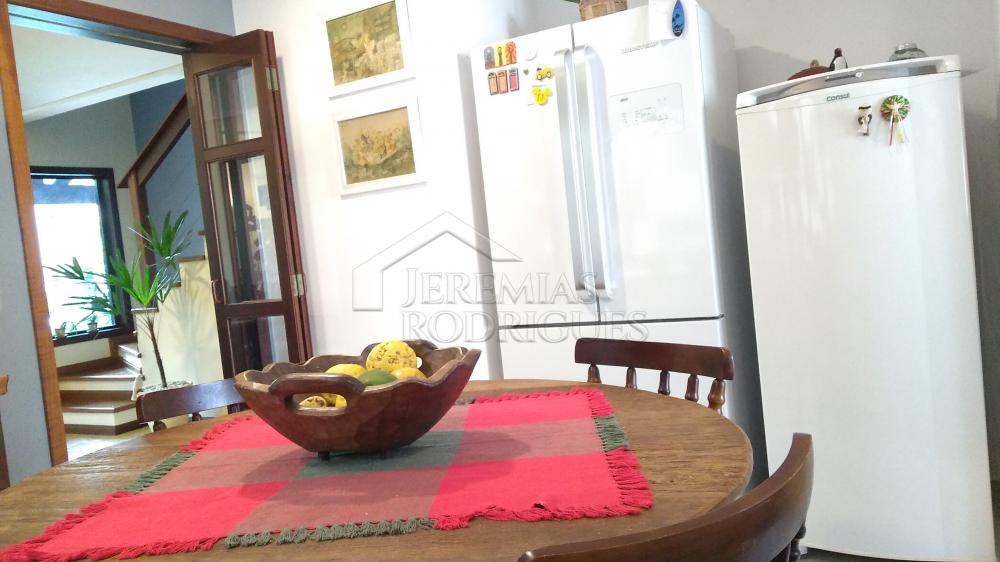 Casa à venda com 4 dormitórios no Condomínio Taubaté Village em Taubaté/SP. 