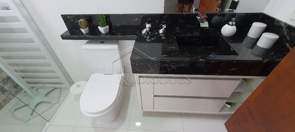 Casa à venda com 3 suítes no Condomínio Parque das Araucárias em Tremembé/SP.