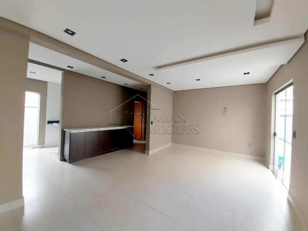 Casa à venda por R$ 930.000,00 - Tremembé/SP