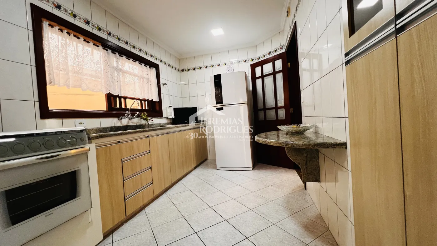 Casa com 3 dormitórios, 268 m² - Condomínio Taubaté Village - Taubaté/SP