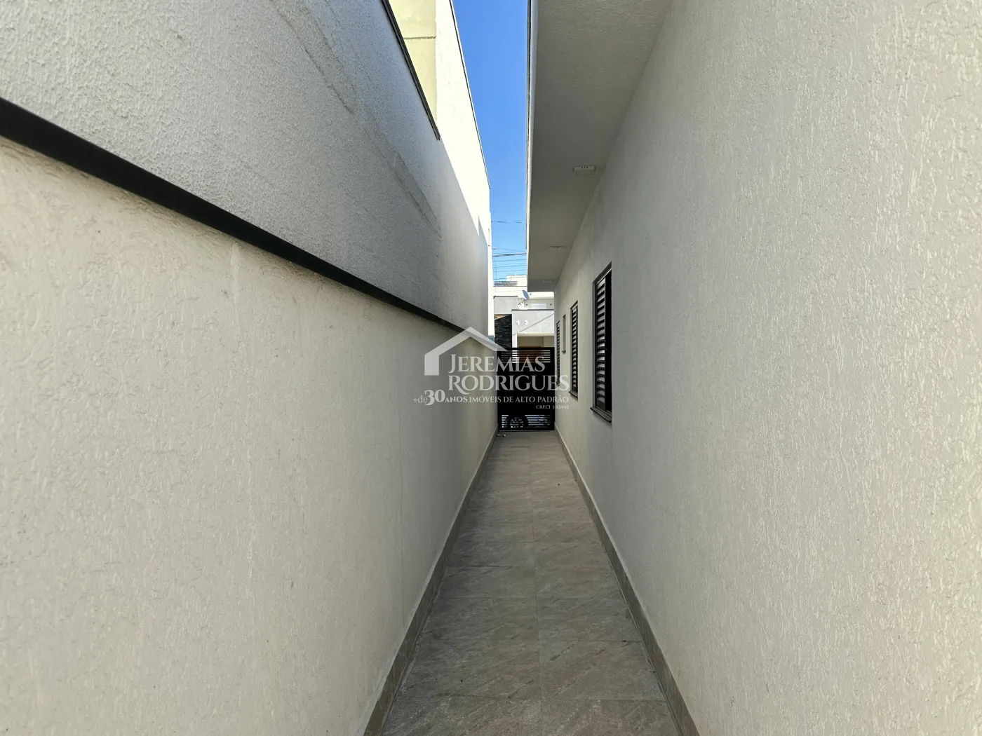 Casa para locação com 3 dormitórios no Condomínio Parque das Araucárias em Tremembé/SP