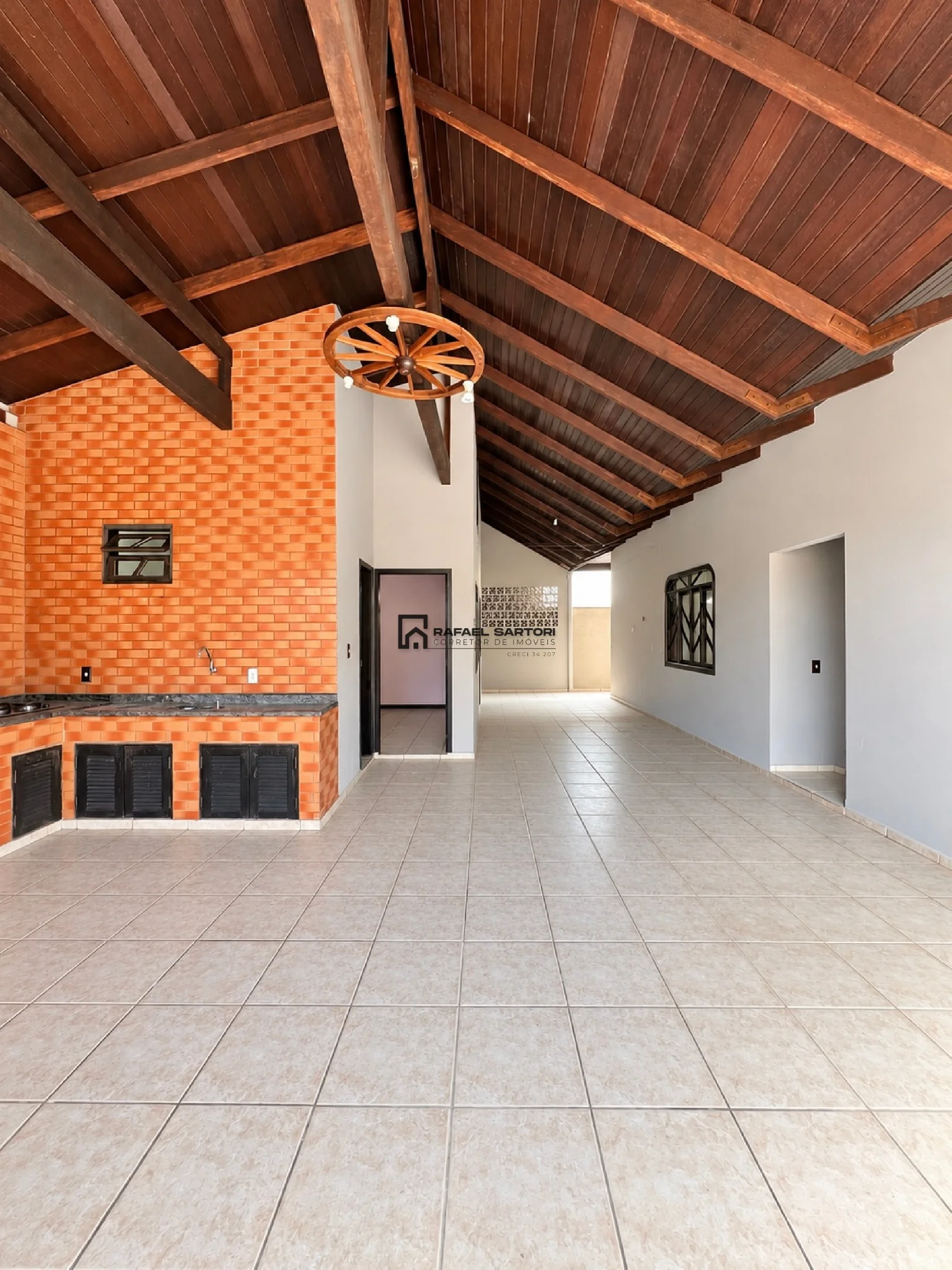 CASA COM 05 QUARTOS BAIRRO CENTENÁRIO - foto 17