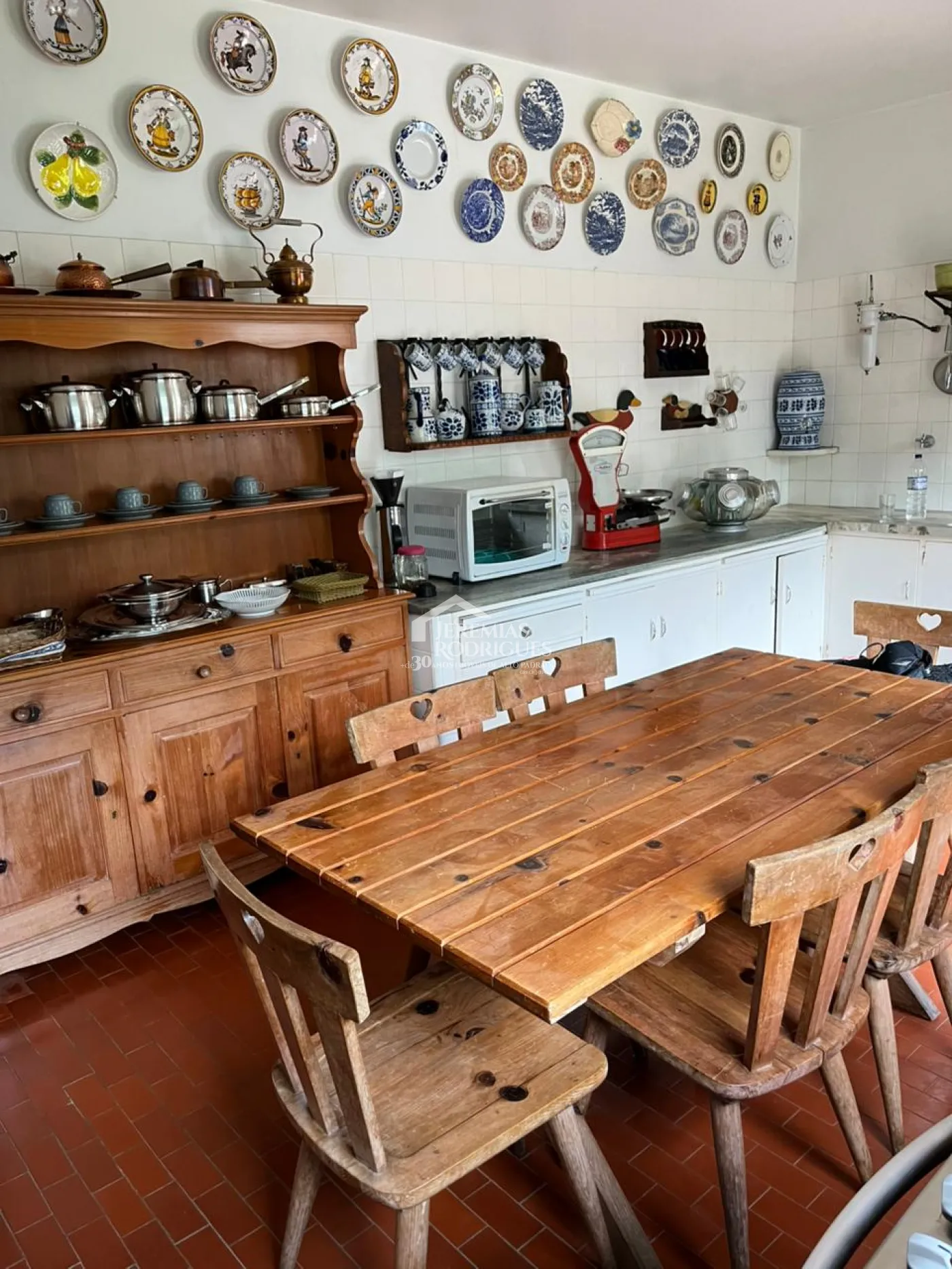 Casa para venda com 3 dormitórios no Jardim do Embaixador em Campos do Jordão/SP