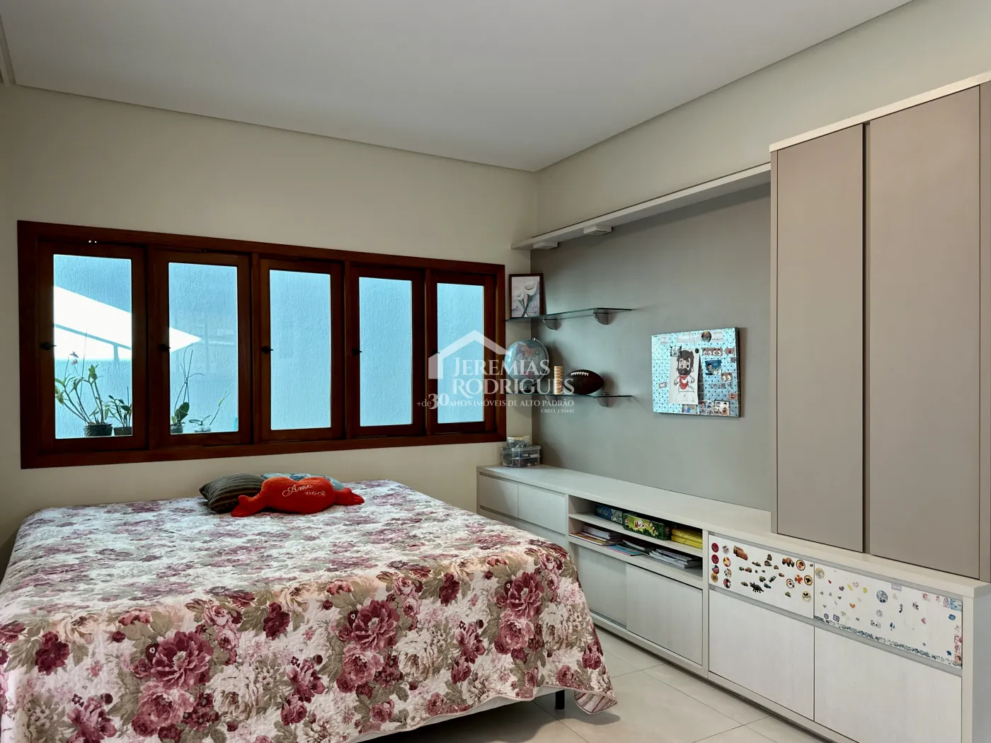 Casa com 3 suítes, 386 m² - Condomínio Taubaté Village - Taubaté/SP