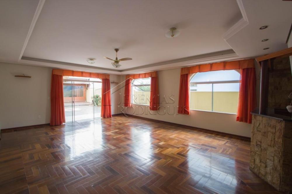 Casa à venda por R$ 1.100.000,00 - Tremembé/SP