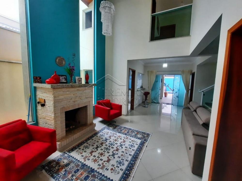 Casa com 3 quartos, 210 m² - Campos do Conde Louvre - Tremembé/SP