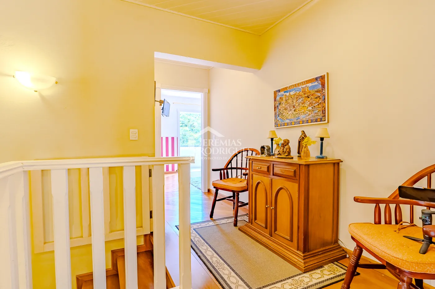 Casa com 6 suítes, 700 m² - Condomínio Vila Simonsen - Campos do Jordão/SP.