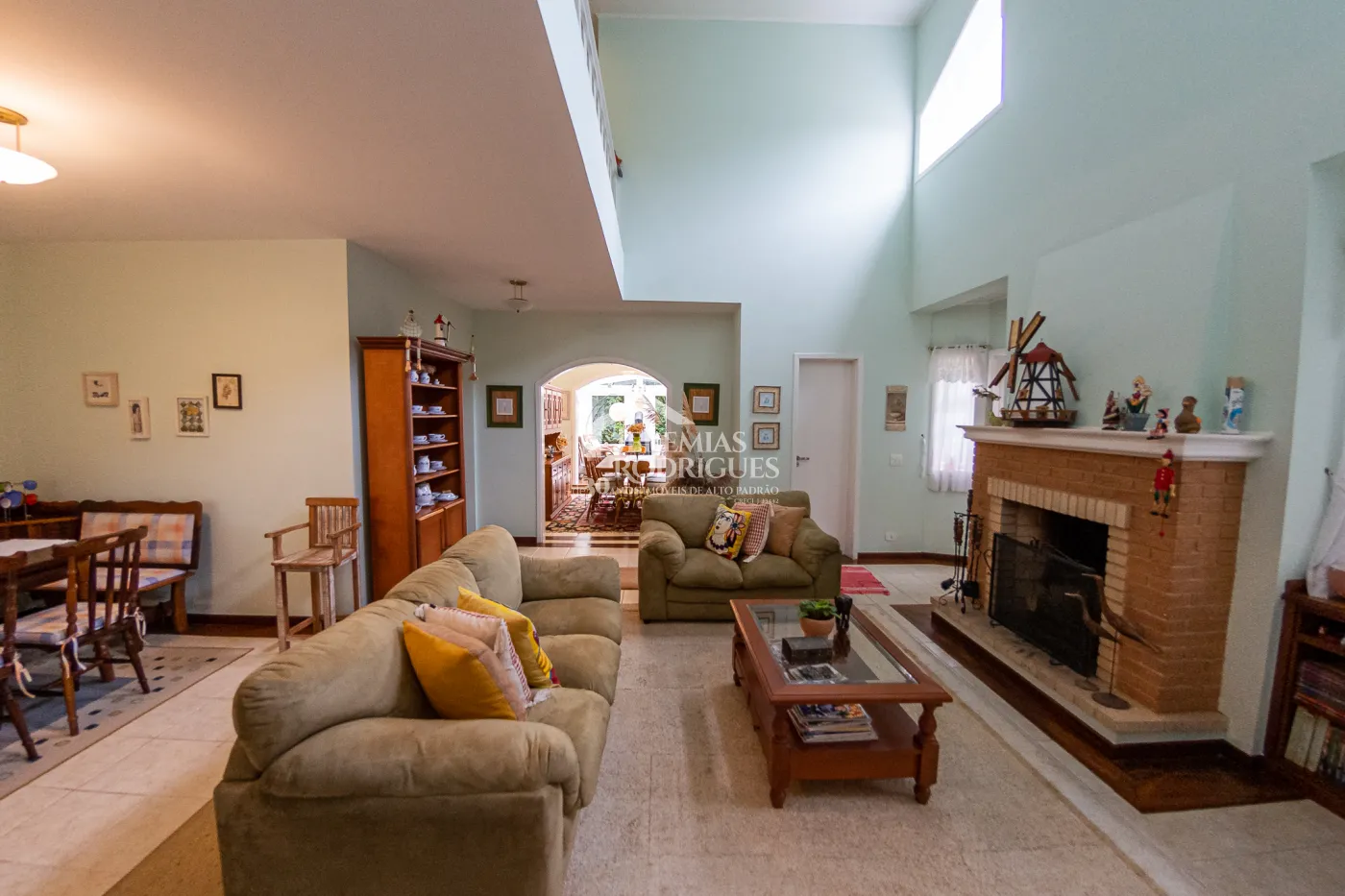 Casa com 7 dormitórios, 350 m² - Condomínio Aldeia Austríaca - Campos Jordão/SP