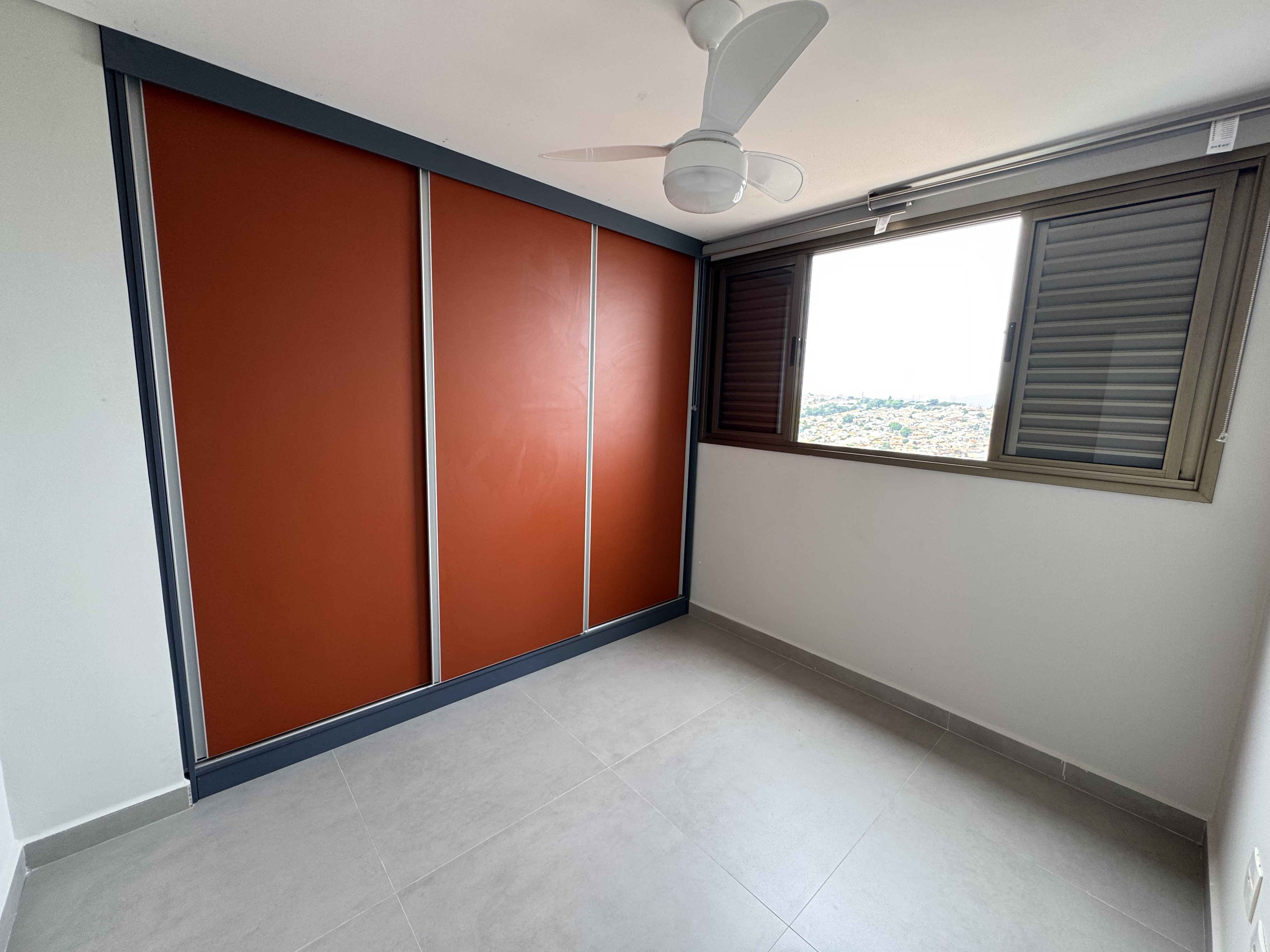 Apartamento triplex para venda e locação com 3 dormitórios, 119 m² no Edifício Jabuticabeiras em Taubaté/SP.