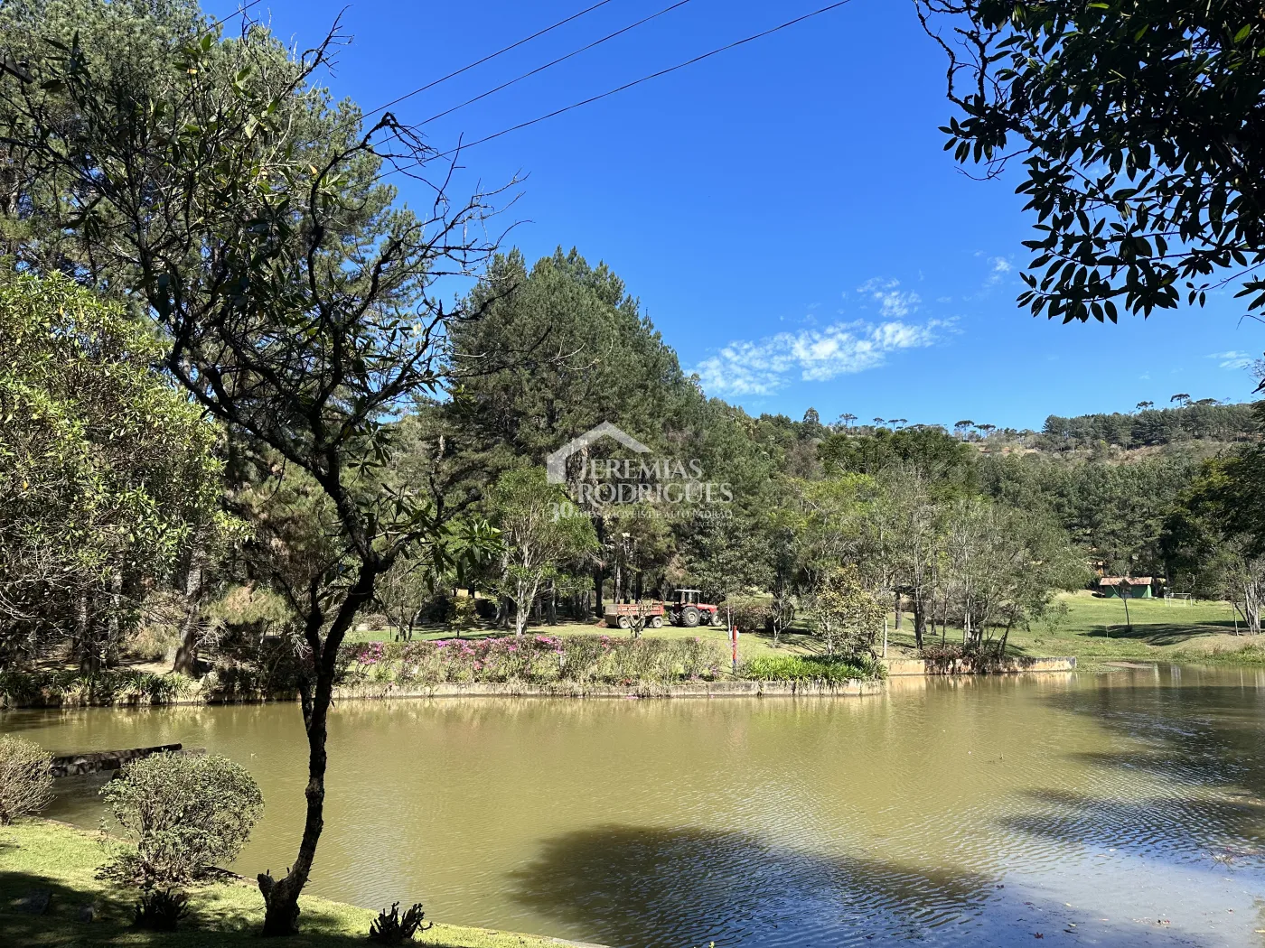 Casa com 3 dormitórios, 200 m² - Condomínio Country Club - Taubaté/SP
