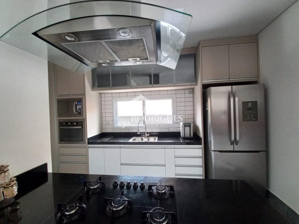 Casa com 3 quartos, 220 m², à venda por R$ 1.910.000- Reserva dos Lagos - Pindamonhangaba/SP