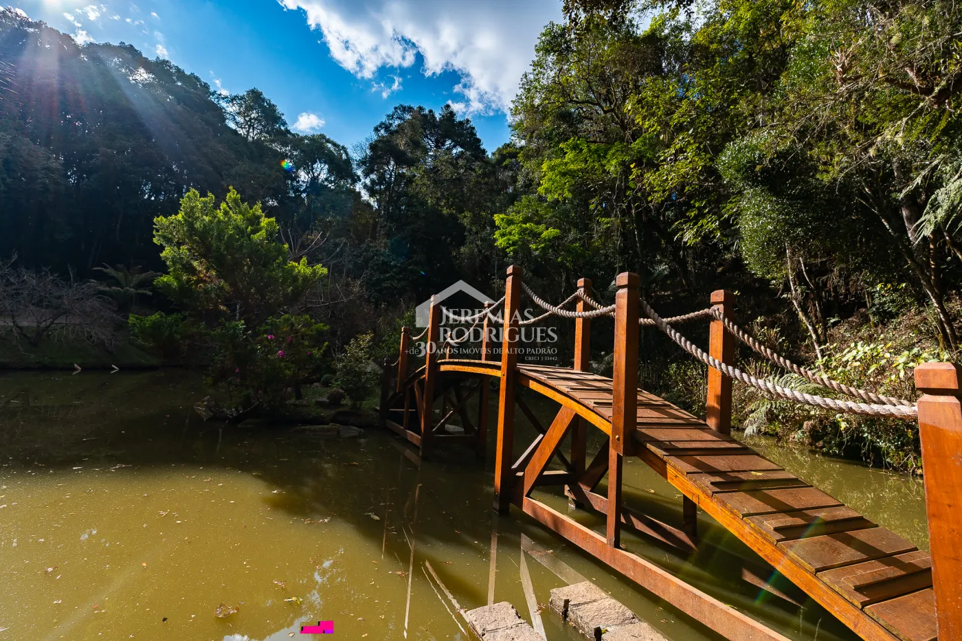 Casa com 7 suítes, 770 m² - Pedra do Fogo - Campos do Jordão/SP.