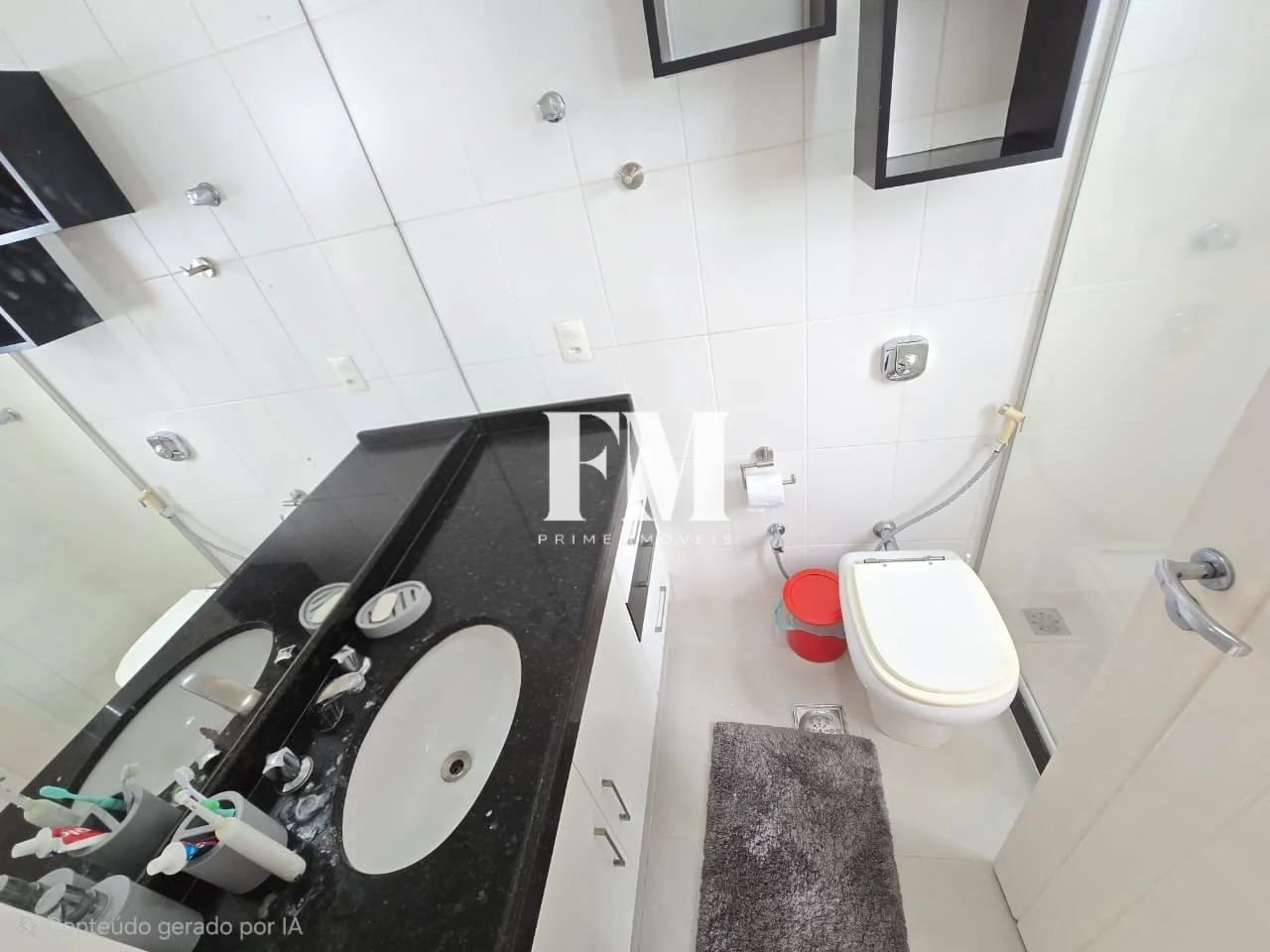 Exclusividade em Copacabana | Rua Marechal Mascarenhas de Morais | Modernizado | Original 3 Quartos | 100m² com Vaga e Lazer Completo - foto 28