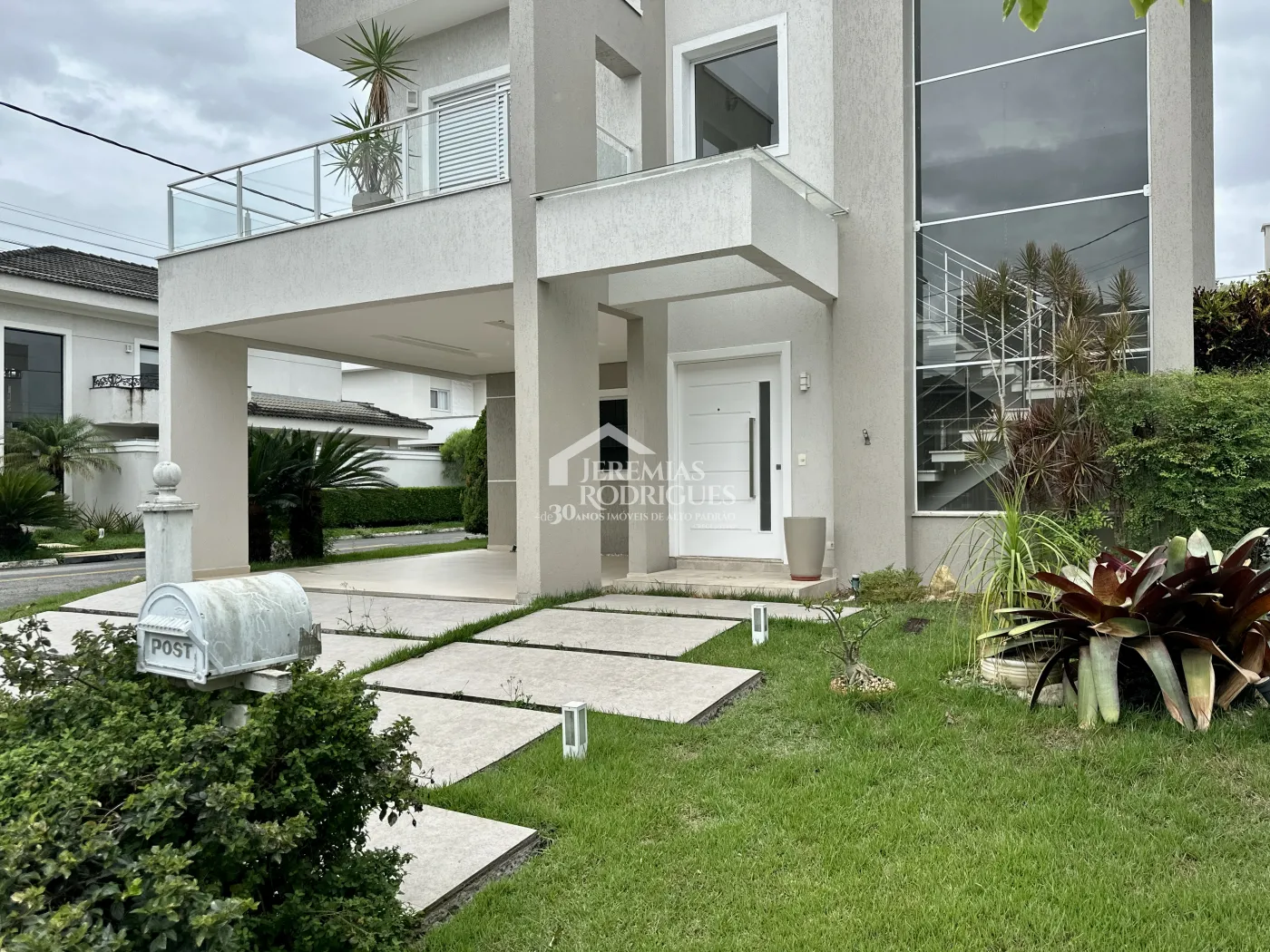 Casa com 3 dormitórios, 237 m² - Campos do Conde Chamboard - Tremembé/SP.