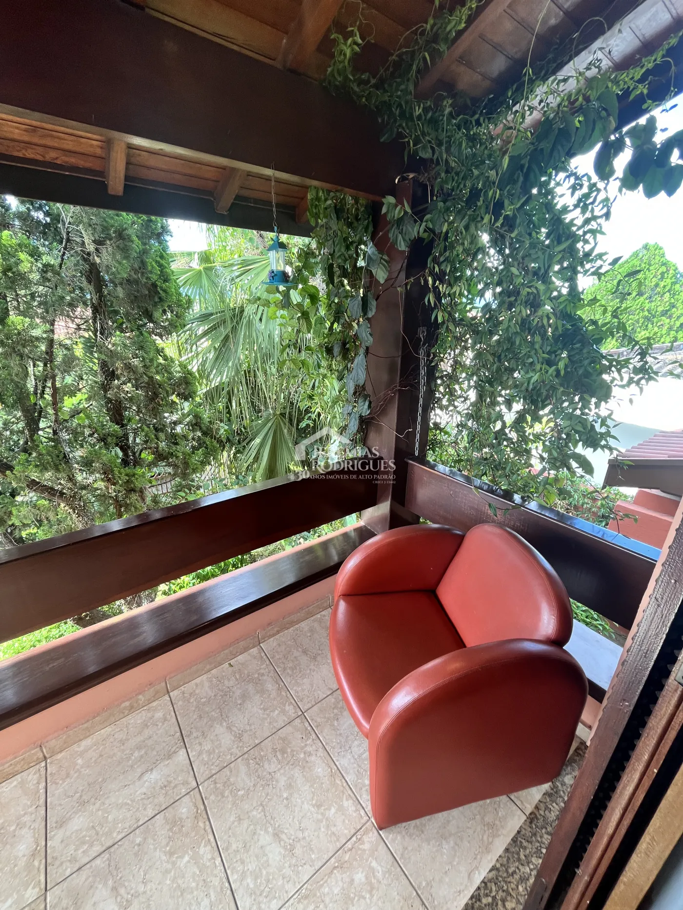 Sobrado com 3 dormitórios, 825 m2 - Residencial Doutor Lessa em Pindamonhangaba/SP