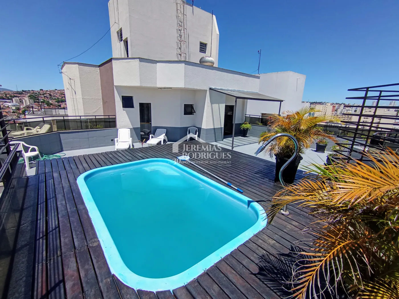 Apartamento para venda com 2 suítes no Edifício Rosa Abirached em Taubaté/SP