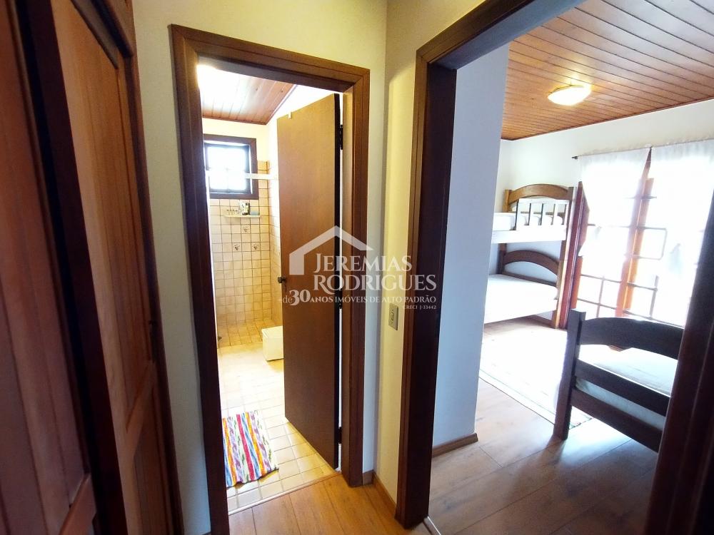 Casa com 4 dormitórios, 281 m² - Condomínio Jardim Véu da Noiva - Campos do Jordão/SP