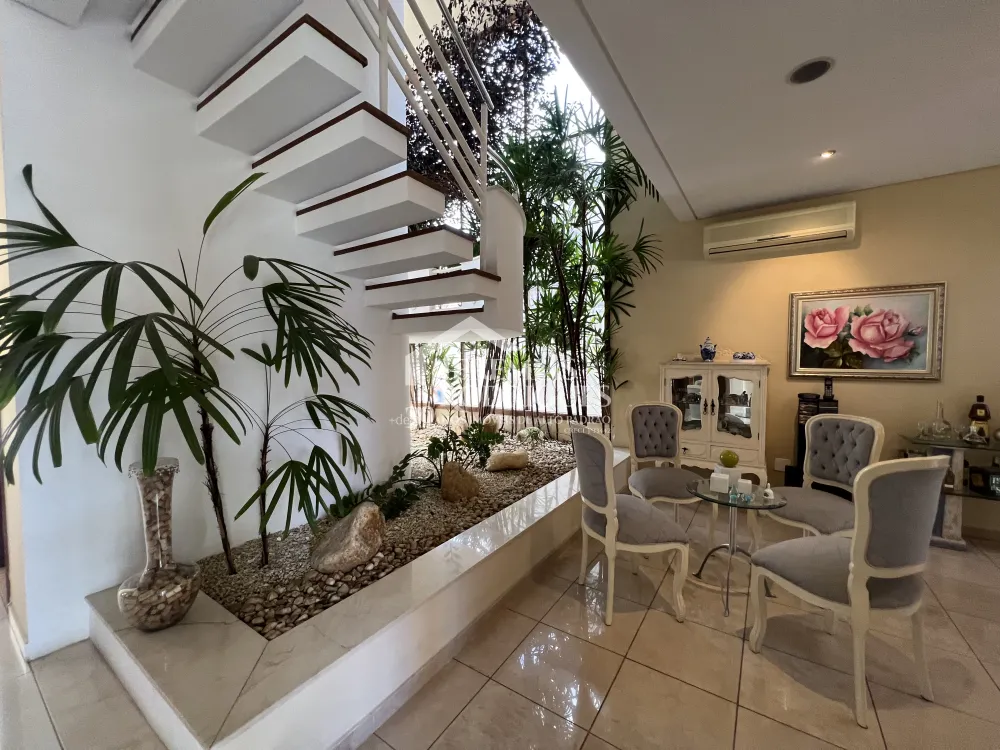 Casa com 3 quartos, 423 m² - Condomínio Taubaté Village - Taubaté/SP