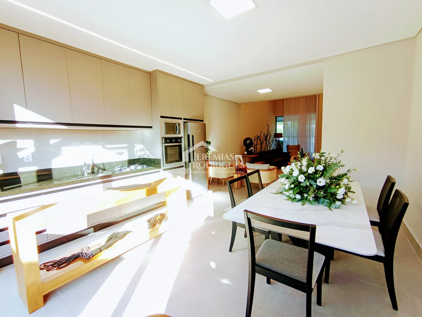 Casa mobiliada e decorada à venda com Exclusividade no Condomínio Cyrella Landscape em Taubaté/SP