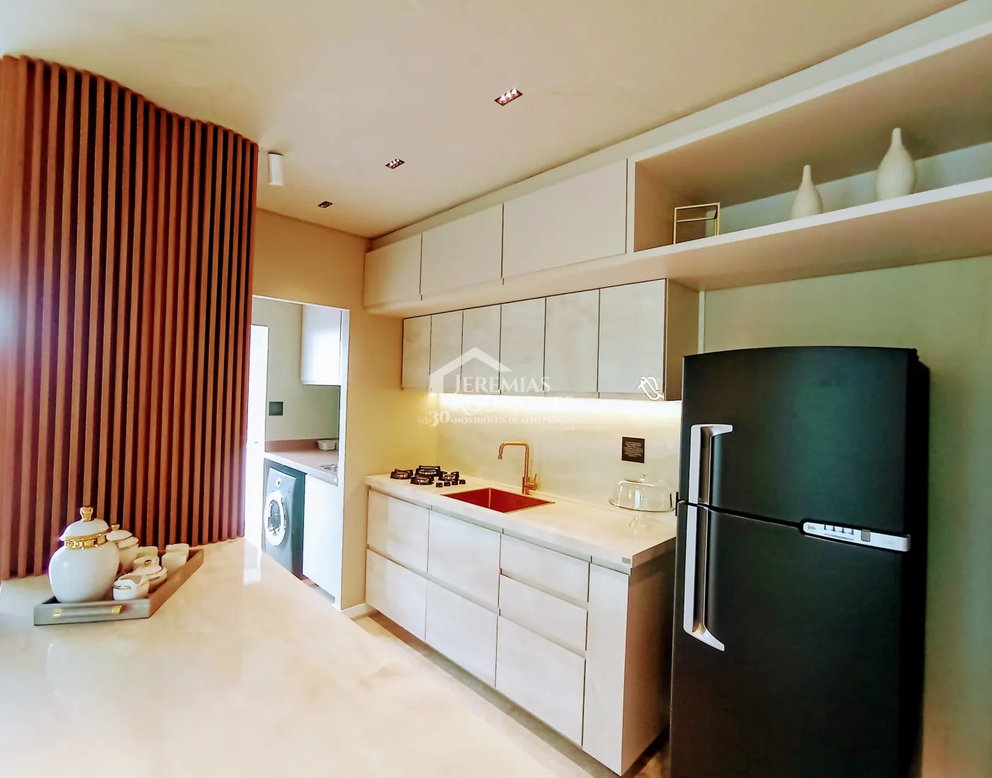 Apartamento à venda com 3 dormitórios, 117 m² no Condomínio Tríade Century Plaza em Taubaté/SP.