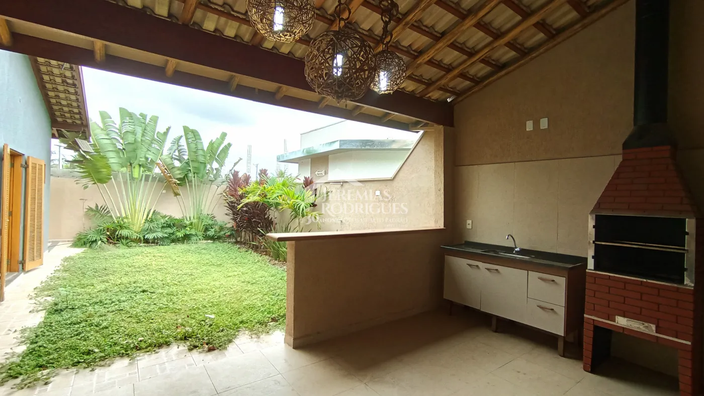 Casa para venda e locação com 3 dormitórios no Condomínio Pontal da Amizade em Taubaté/SP.