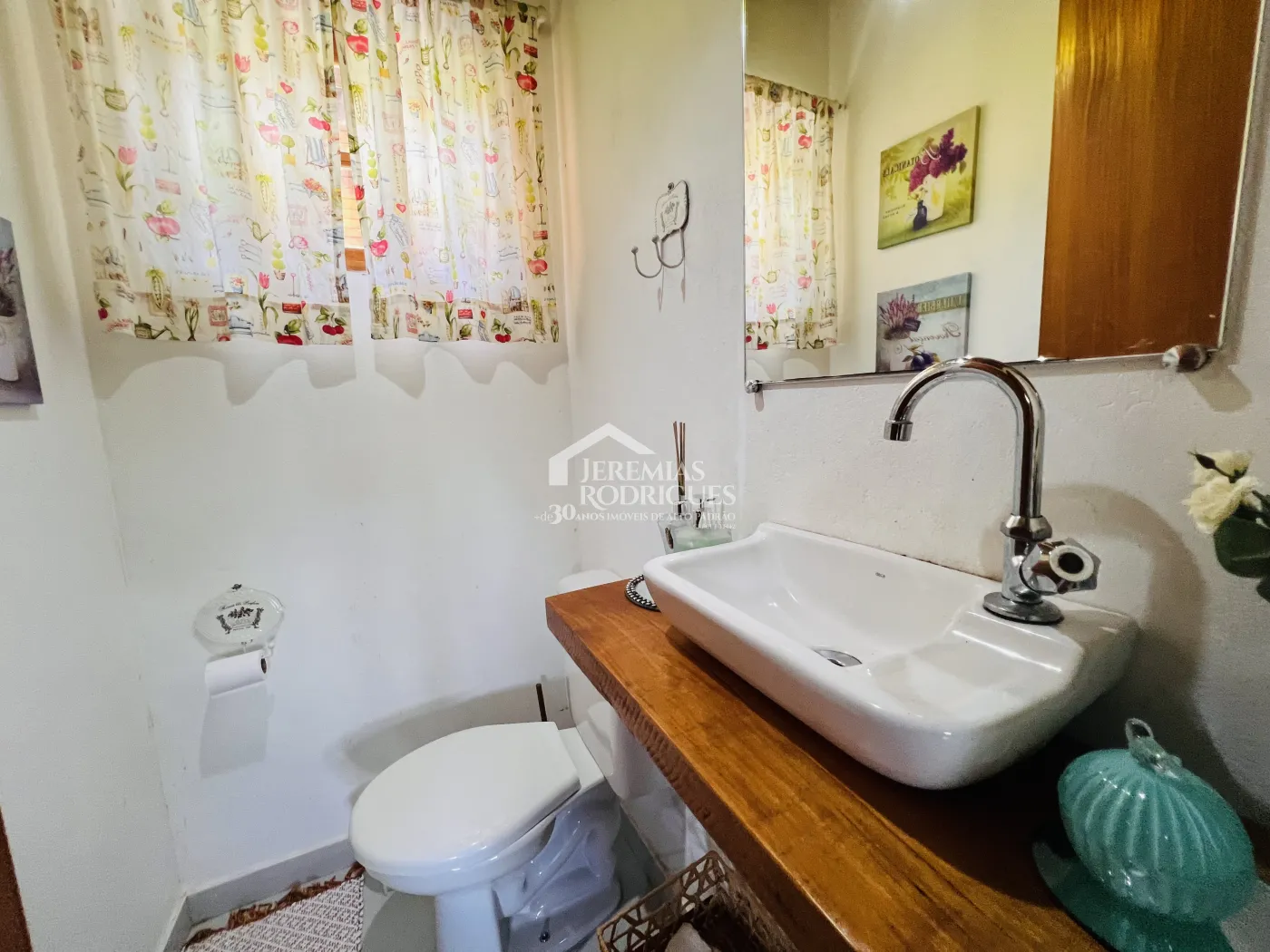 Chácara com 2 casas e 7 suítes - Loteamento Cortina D´Ampezzo - Santo Antônio do Pinhal/SP