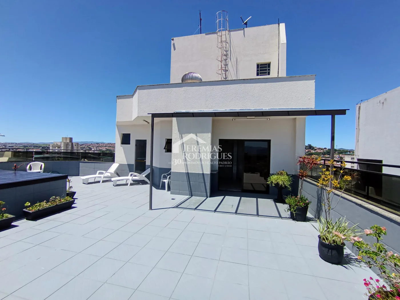 Apartamento para venda com 2 suítes no Edifício Rosa Abirached em Taubaté/SP