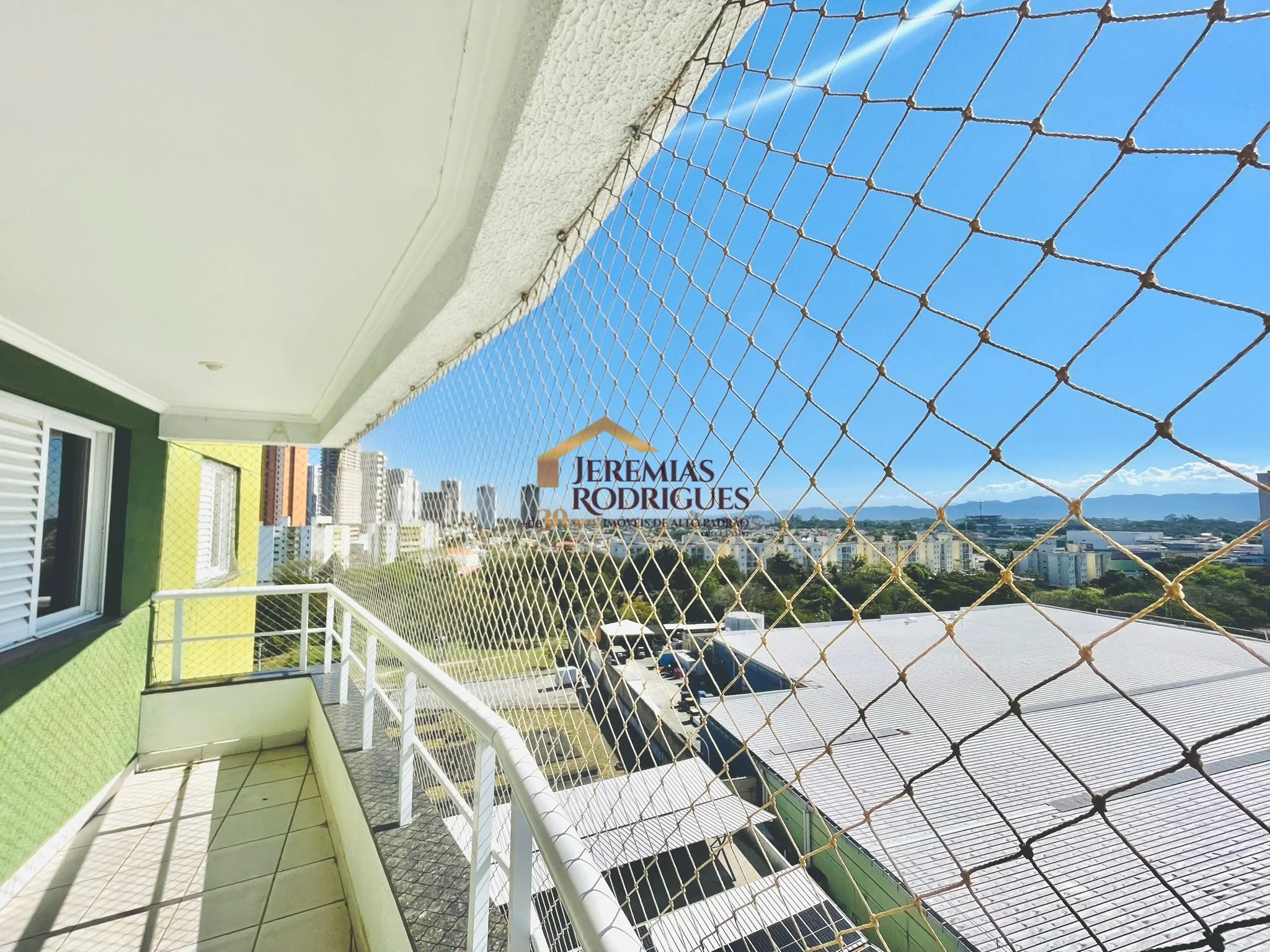 Apartamento para locação no Condomínio Varandas da Mantiqueira em Taubaté/SP.