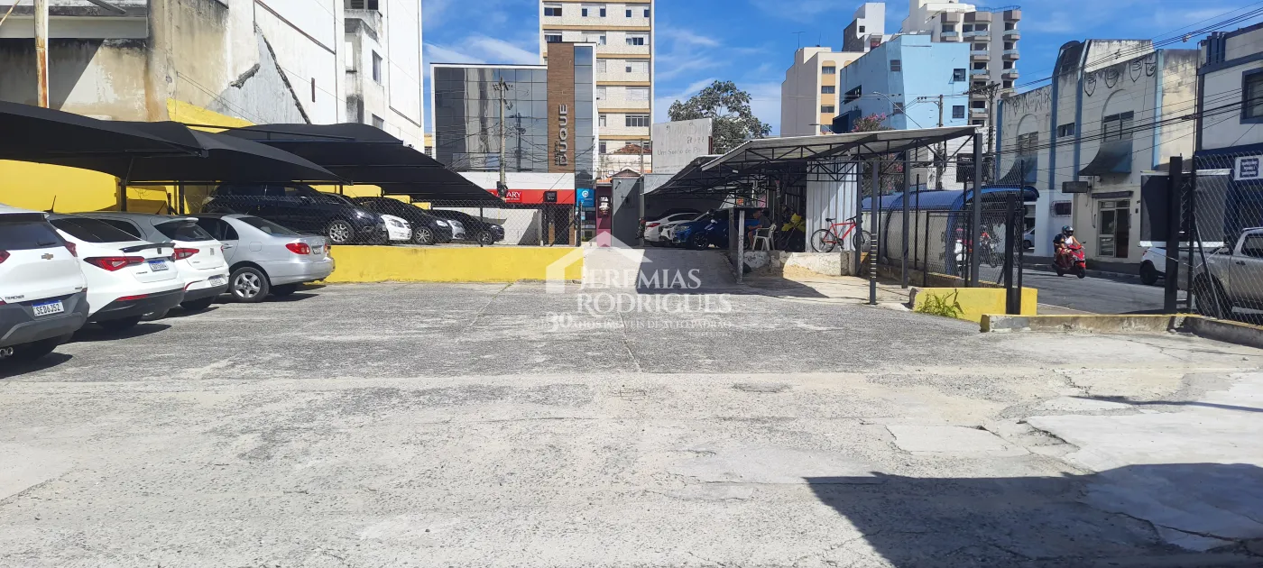 Terreno para empreendimento comercial para venda e locação, estuda BTS, com 216 m² no centro em Taubaté/SP