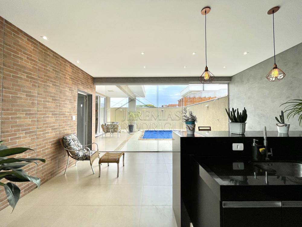 Casa com 4 quartos, 306 m² - Condomínio Ouro Ville - Taubaté/SP