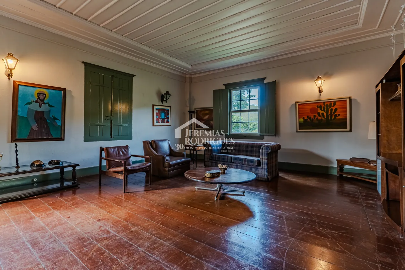 Fazenda à venda com 919,6 hectares em Cachoeira Paulista/SP.