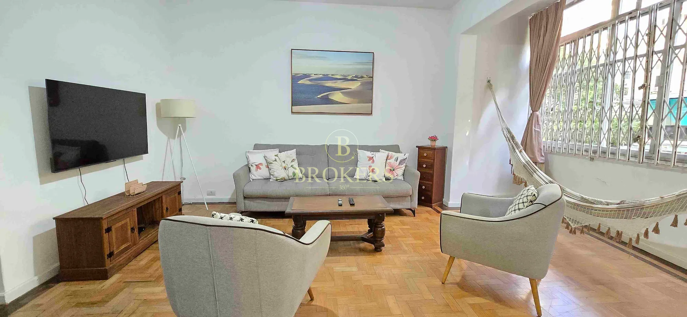 Apartamento à venda, Rua Domingos Ferreira, Copacabana, Rio de Janeiro. A uma quadra da praia, orig