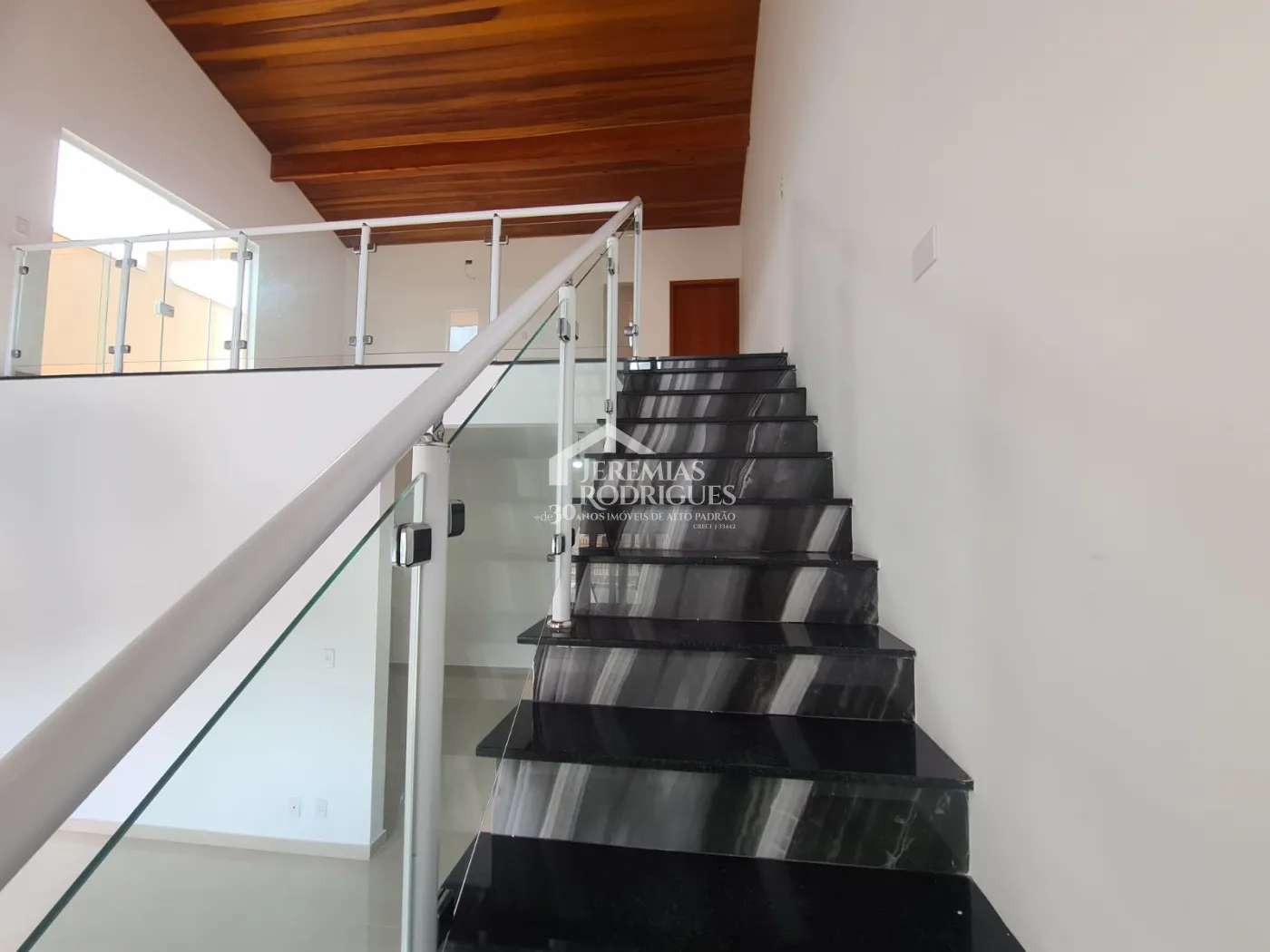 Casa com 3 dormitórios, 154 m² - Condomínio Parque Esperança - Taubaté/SP.