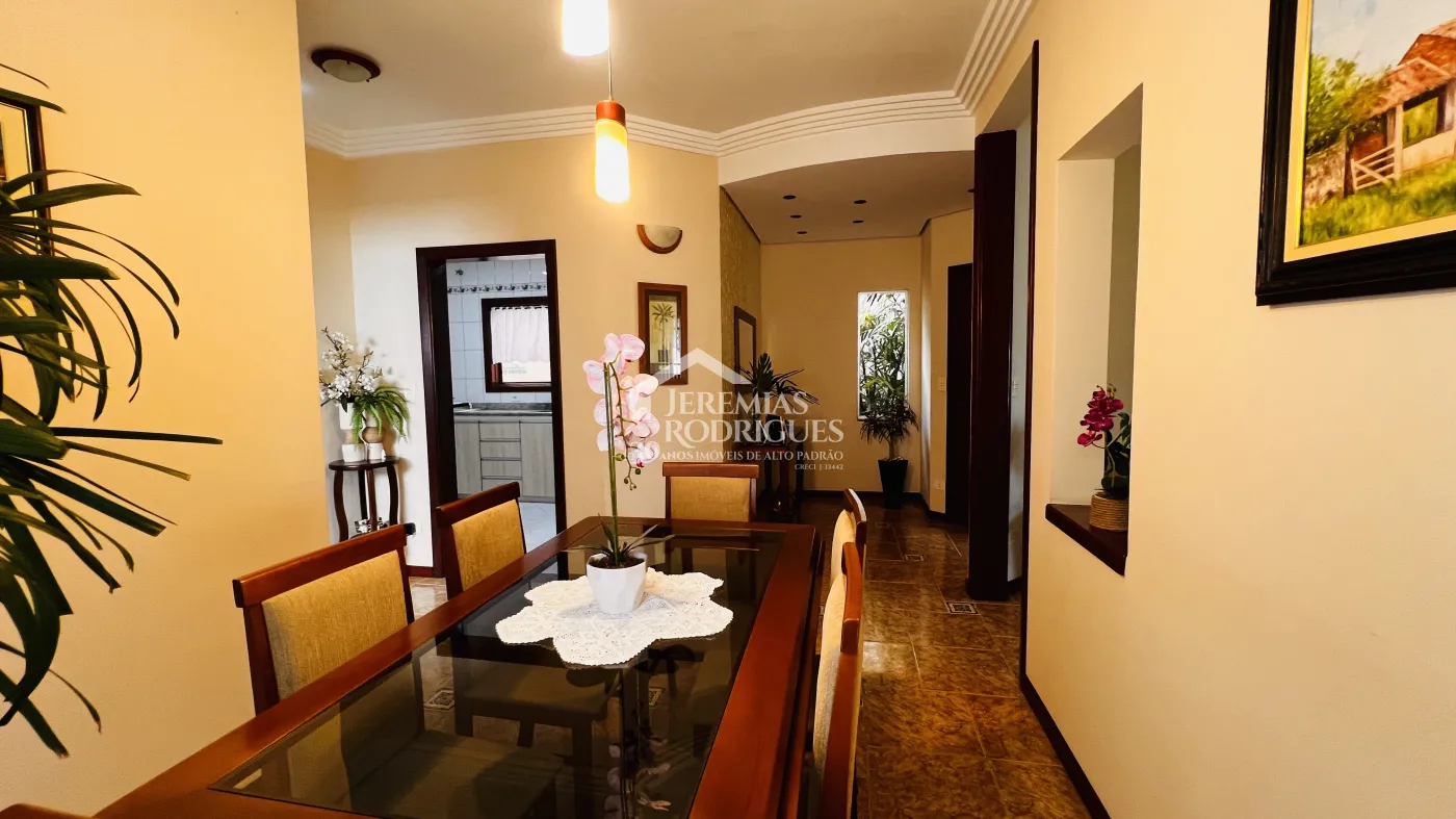 Casa com 3 dormitórios, 268 m² - Condomínio Taubaté Village - Taubaté/SP