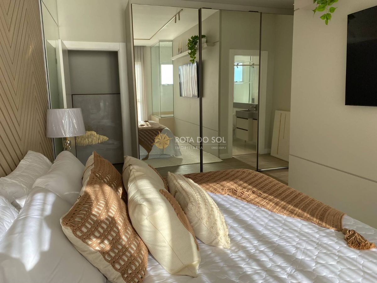 Cambirela Apartamento Decorado com 4 Suítes em Meia Praia Itapema — foto 17