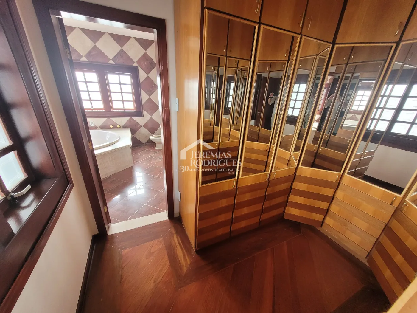 Casa com 4 dormitórios, 330 m² - Condomínio Village Paineiras- Pindamonhangaba/SP.