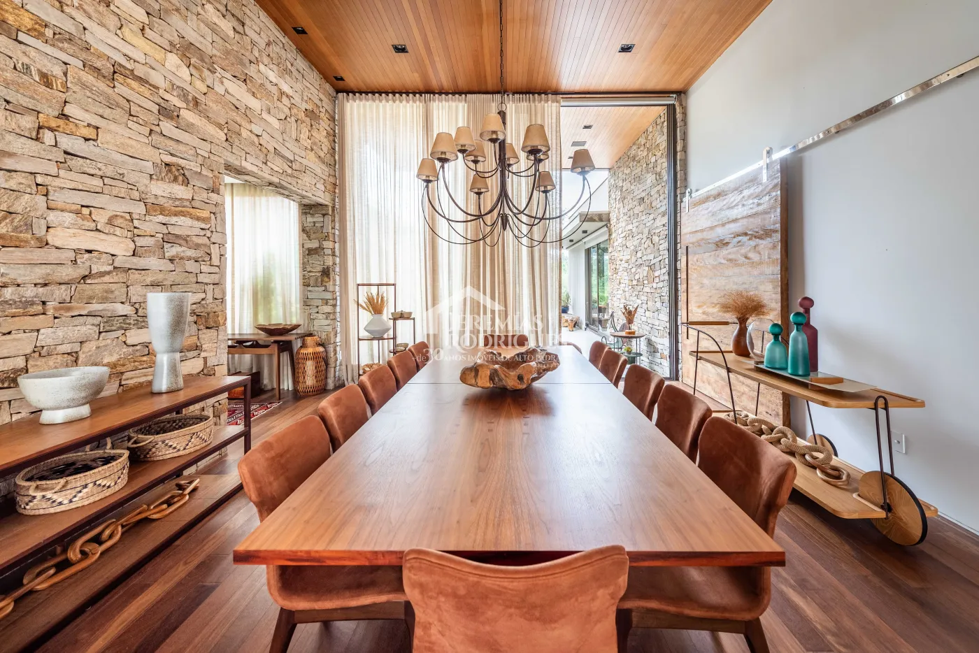 Casa para venda com 4 suítes no Condomínio Fazenda Dona Carolina em Itatiba/SP