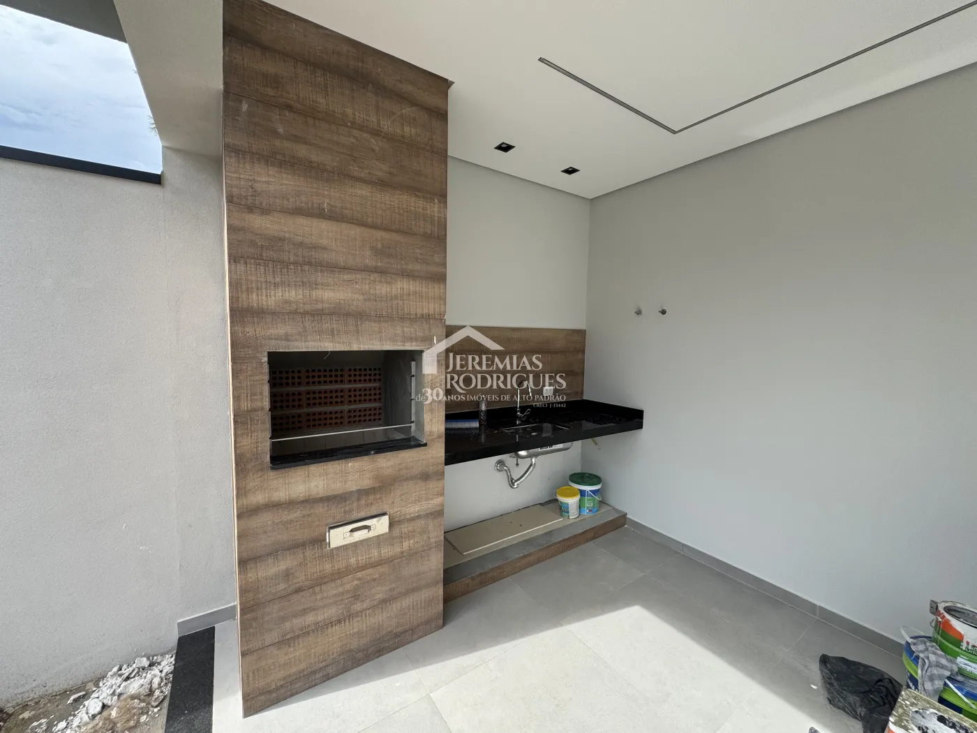 Casa à venda com 3 dormitórios no Condomínio Alphaville em Taubaté/SP