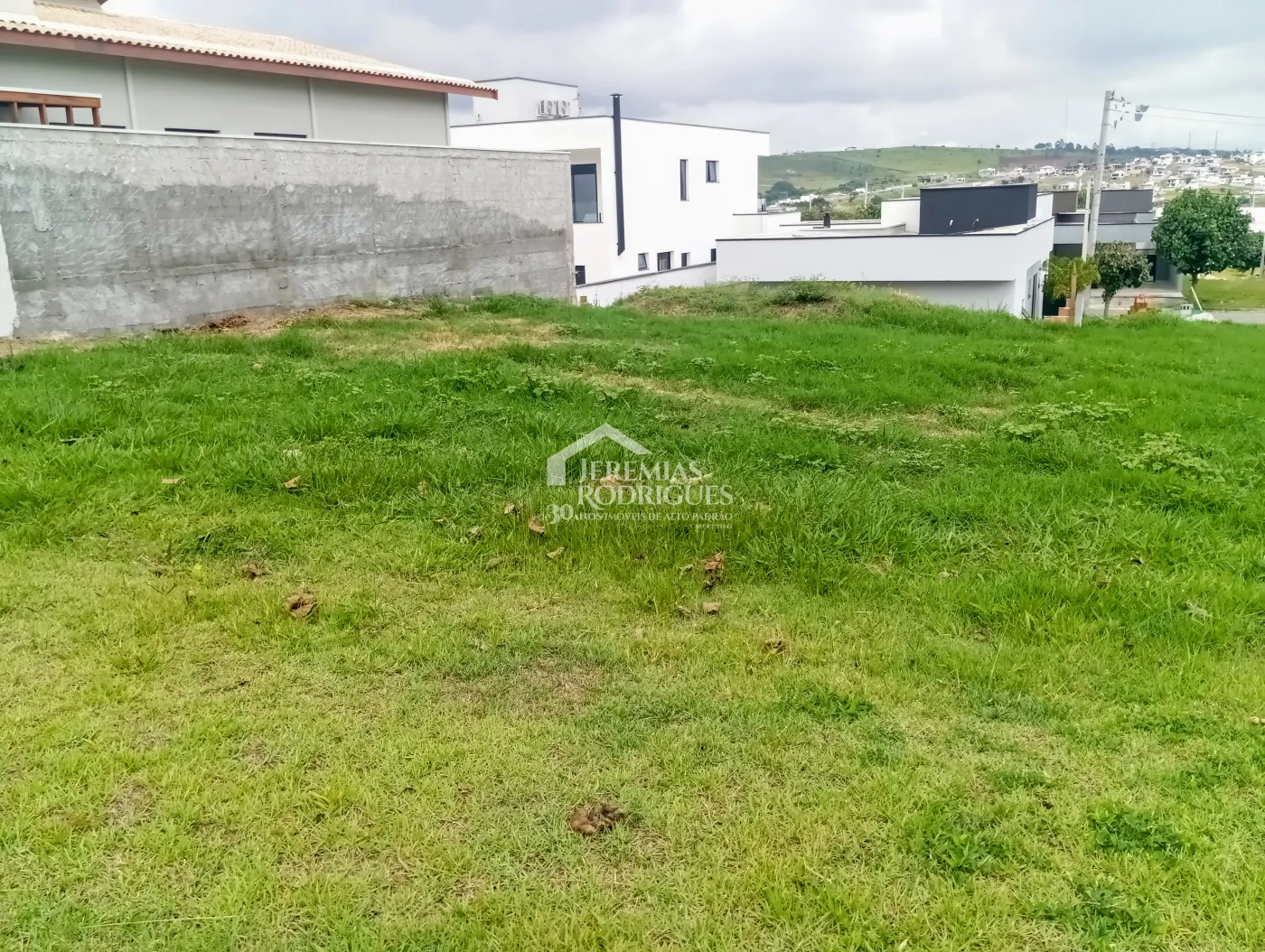 Terreno à venda com 528 m² no Condomínio Cyrela Landscape em Taubaté/SP.