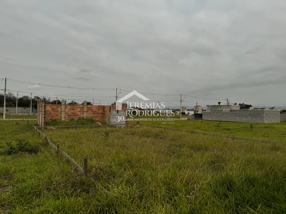 Terreno com 175 m² - Condomínio Bosque da Imperatriz- Pindamonhangaba/SP.