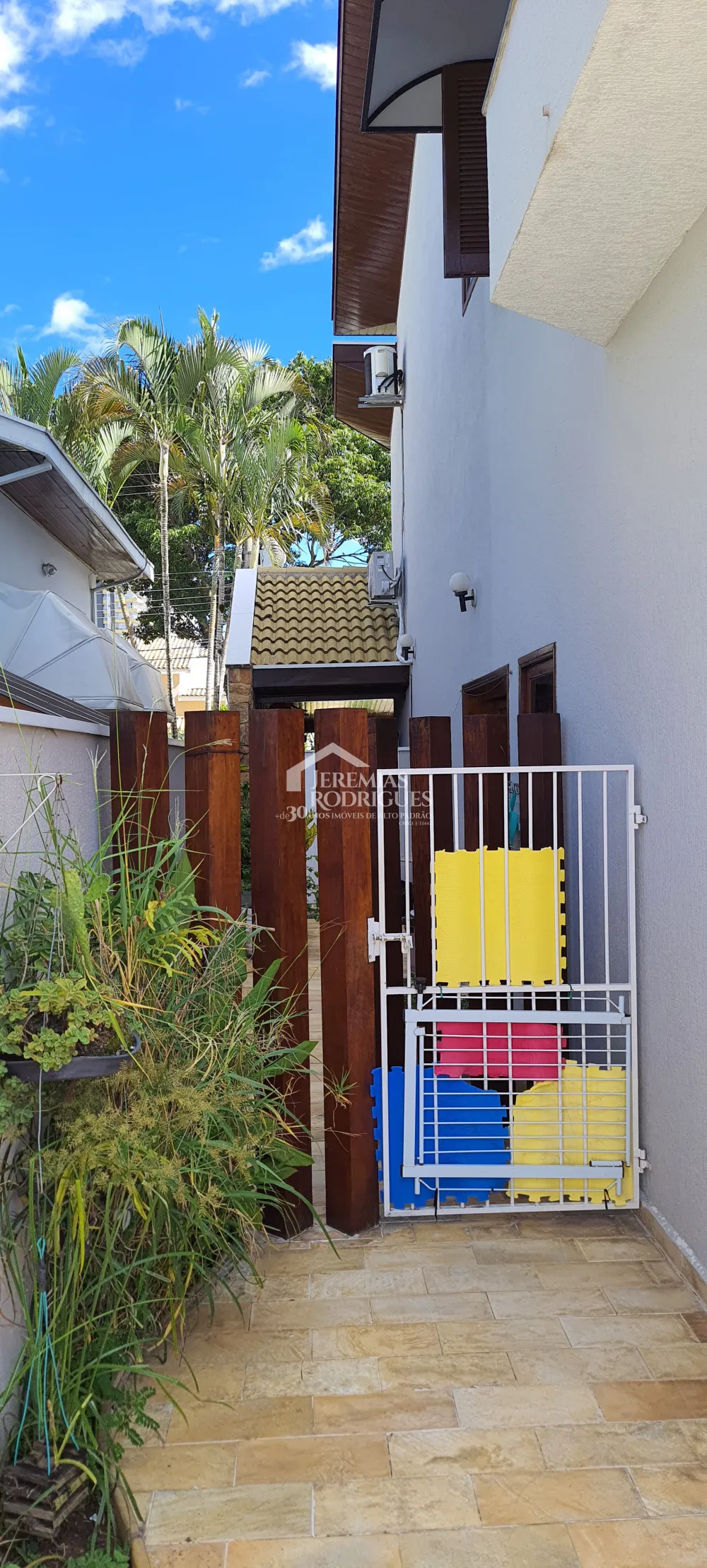 Casa com 3 dormitórios, 350 m² - Condomínio Taubaté Village - Taubaté/SP