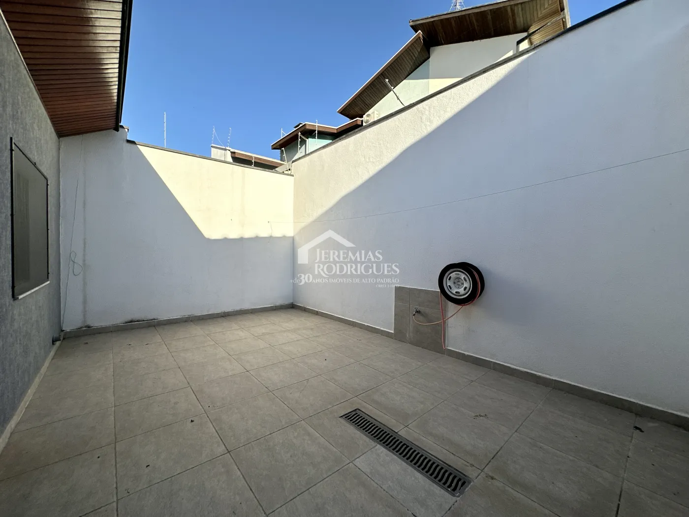 Casa para locação no Condomínio São Charbel em Taubaté/SP. — foto 41