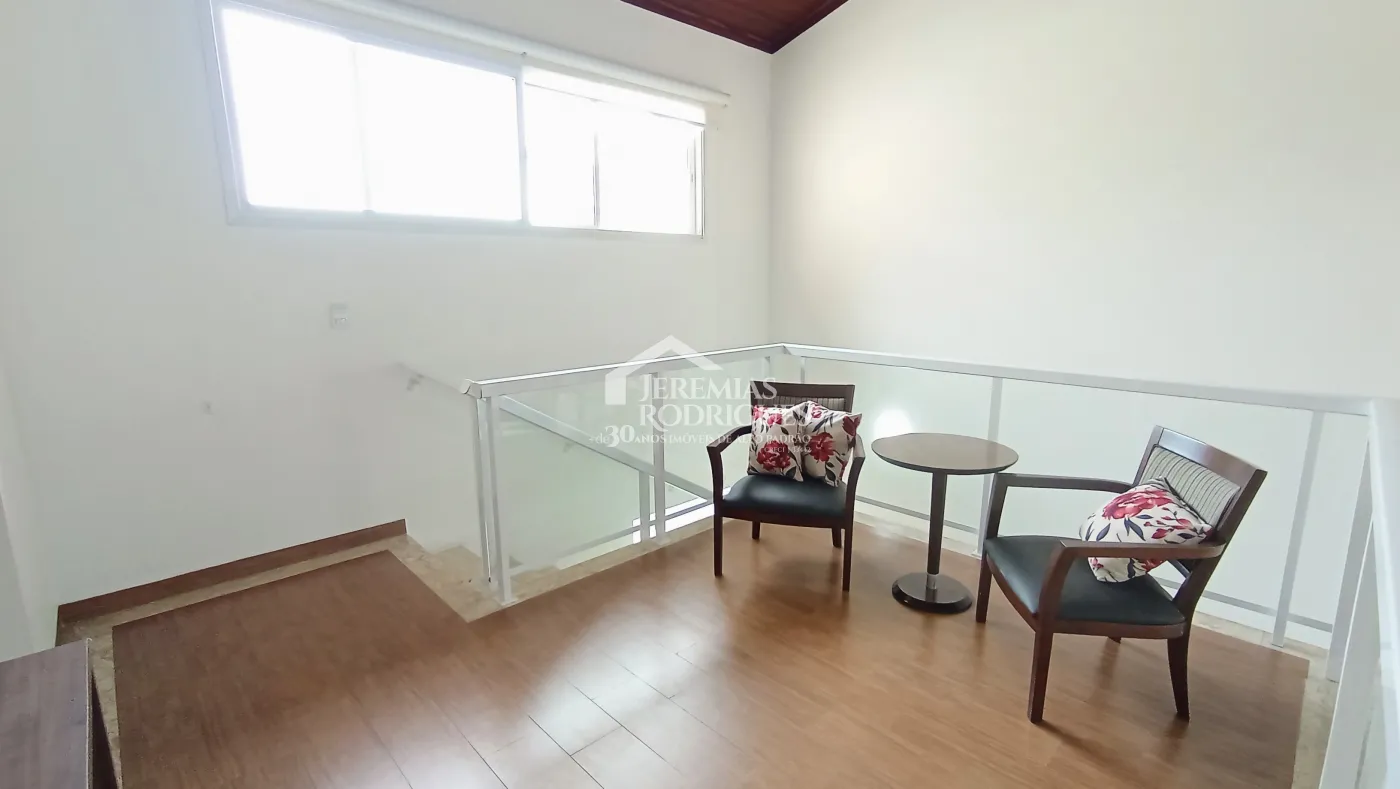 Casa para venda e locação com 4 dormitórios no Condomínio Jatobá em Tremembé/SP.