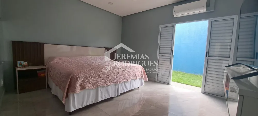 Casa com 3 suítes, 301 m² - Jardim Morumby - Taubaté/SP