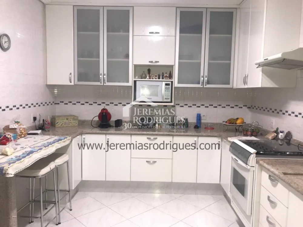Casa com 3 quartos, 300 m² - Condomínio Residencial Pinheiros - Caçapava/SP