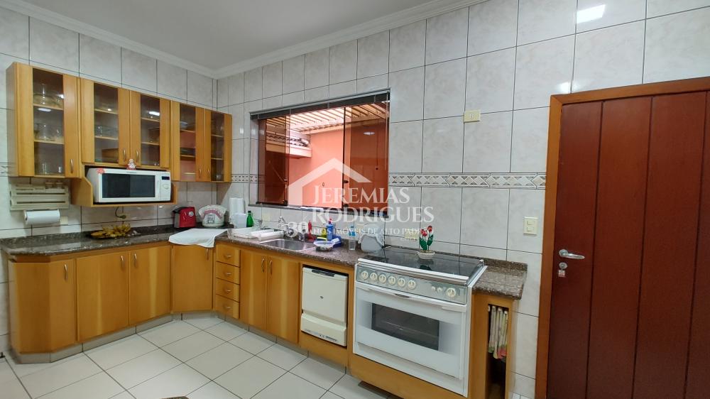 Casa com 4 dormitórios, 318 m² - Residencial Parque Itatiaia - Taubaté/SP