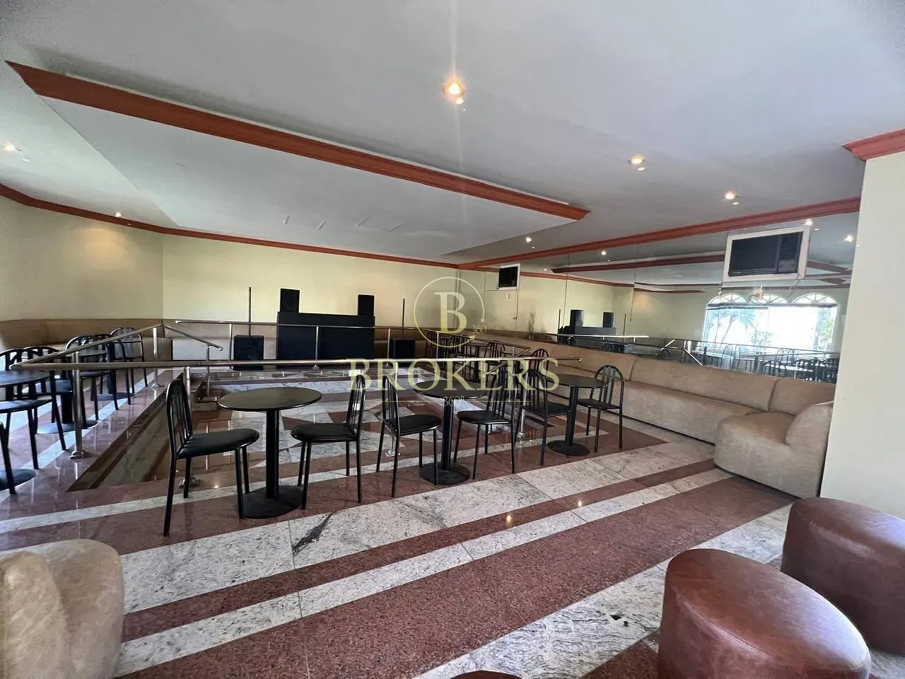 Exclusividade e lazer absoluto no Park Palace: Mansão com 8 suítes, boate privativa e 1.358m² na Ba — foto 22