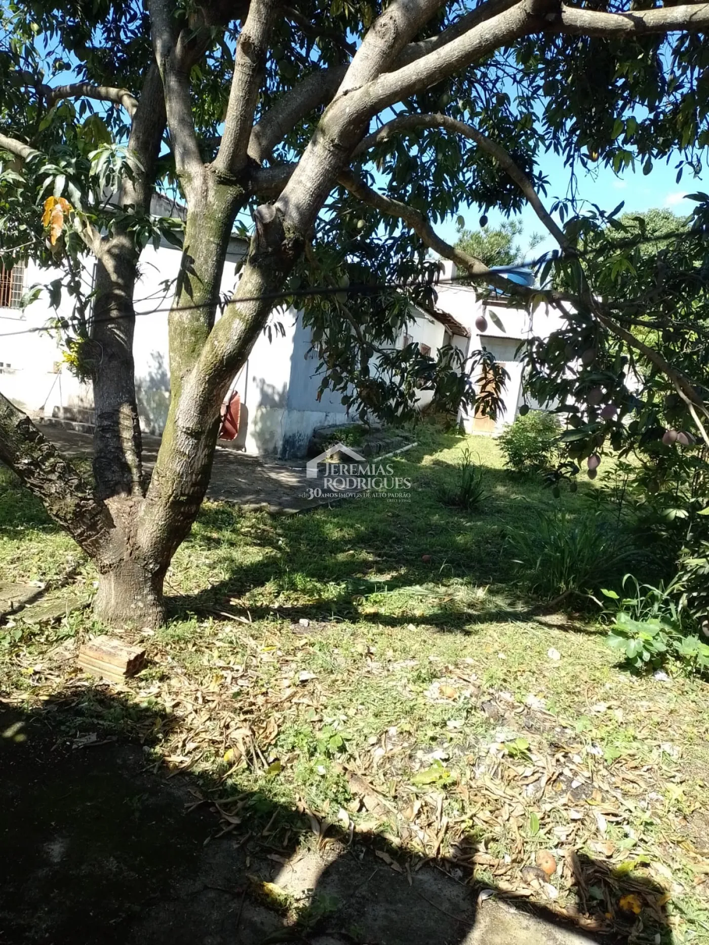 Casa com 5 dormitórios, 298 m² -  São Benedito - Pindamonhangaba/SP