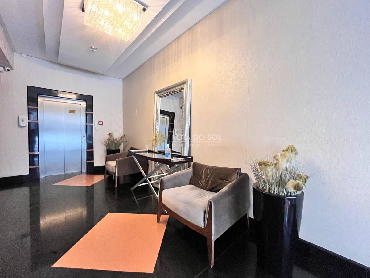Residecial Embaixador Apartamento 3 Suítes e 2 Vagas em Meia Praia Itapema SC